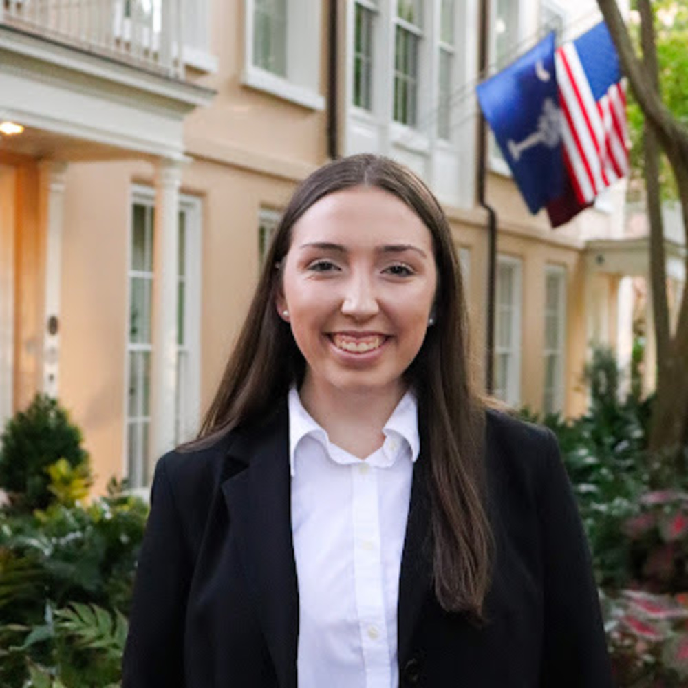 Meet your Posher, Stephanie